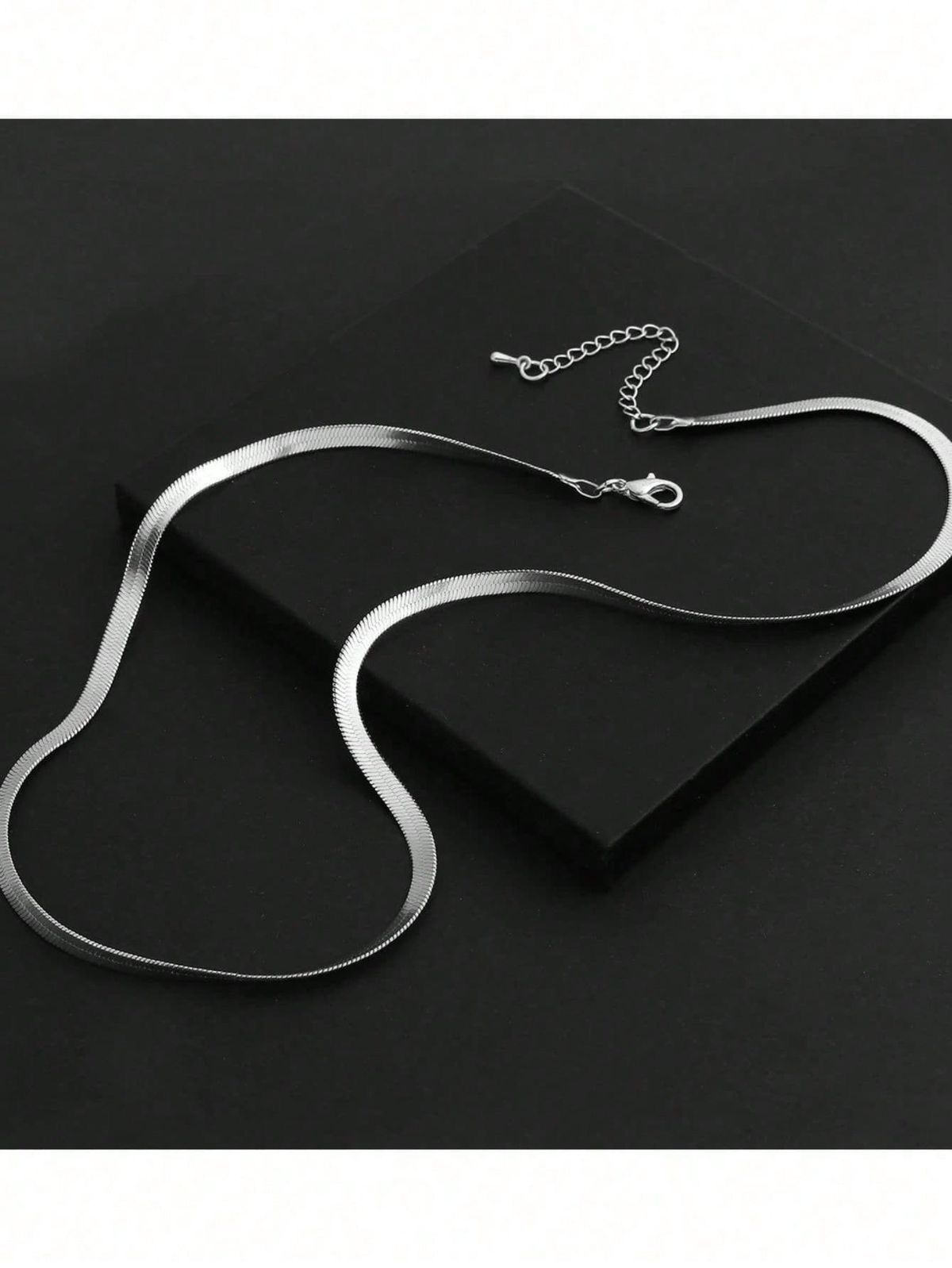 IMG_9861 Sleek silver chain