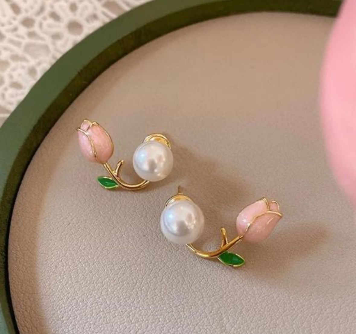 Rose pearl earrings